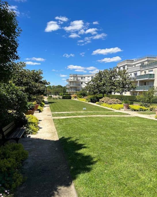 Appartement Wakandais-Proche Disney, Parking & Wifi Montevrain Exterior photo