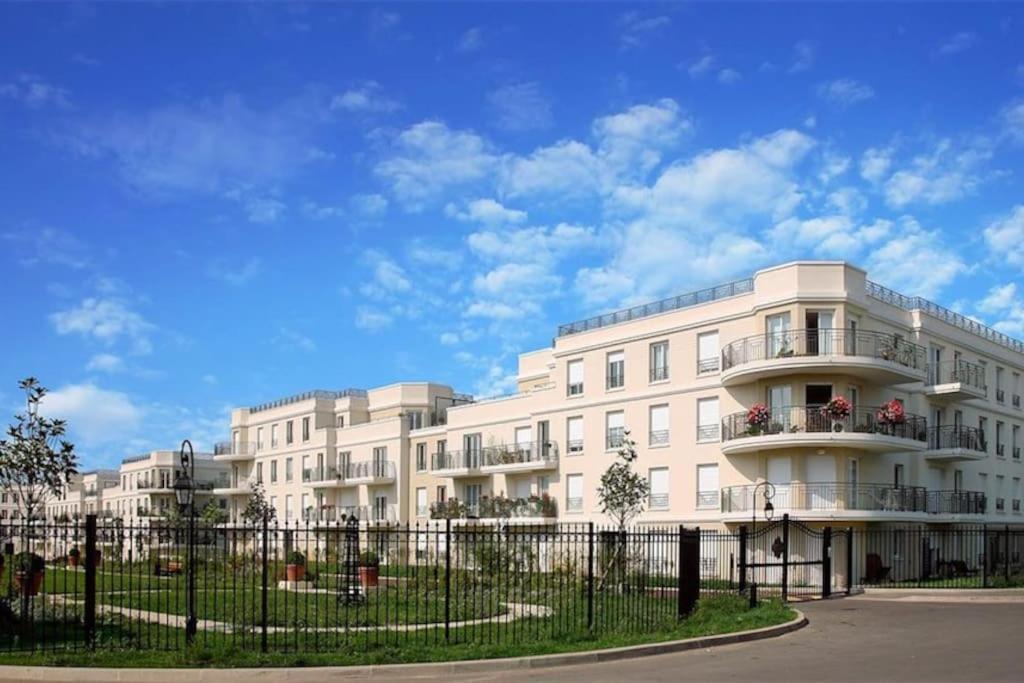 Appartement Wakandais-Proche Disney, Parking & Wifi Montevrain Exterior photo